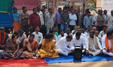 राजिम कल्प कुंभ मेले में व्यापारियों का हंगामा, मनमानी वसूली के आरोप